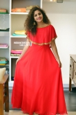 Noorin Shereef in red gown stills (27)
