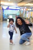 Pearle Maaney at Team 5 Movie Premier Show (17)