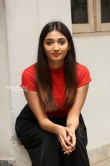 priya vadlamani in skirt n top stills (16)
