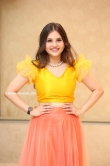 Ramya Pasupuleti stills in yellow dress (7)