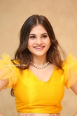 Ramya Pasupuleti stills in yellow dress (8)