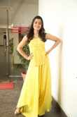Rashmika Mandanna in yellow dress (16)