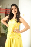 Rashmika Mandanna in yellow dress (5)