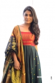 Shalini Pandey at East Coast Productions movie opening (4)