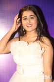 Shalini Pandey at zee telugu apsara awards 2018 (40)