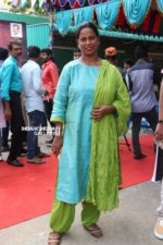 Avathara Vettai Movie Pooja Stills (28)