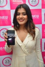 Hebah Patel Launch B New Mobile Store at Tenali photos (70)