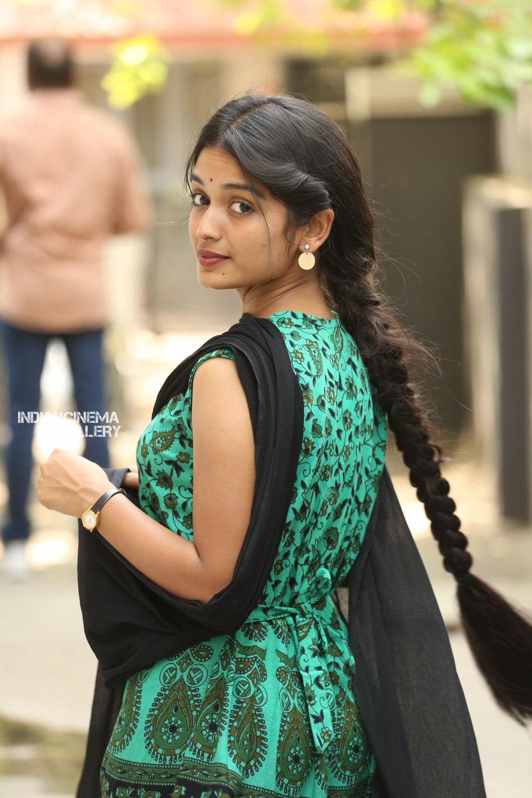 Priyanka-jain-photos-in-green-dress-14.j